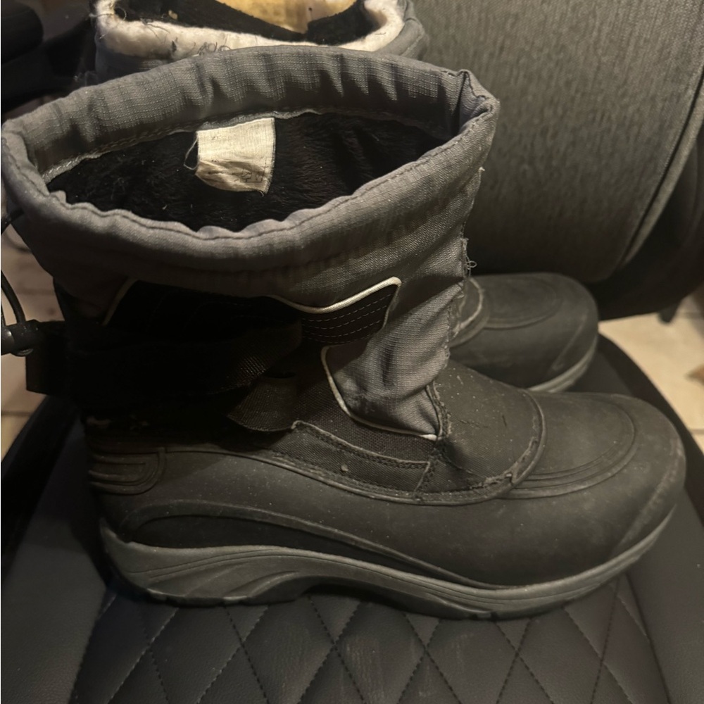 Winter boots